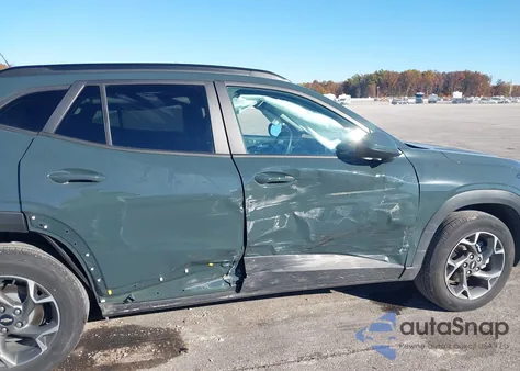 2025 Chevrolet Trax Fwd Lt из США, поврежденный, VIN KL77LHEP8SC081936